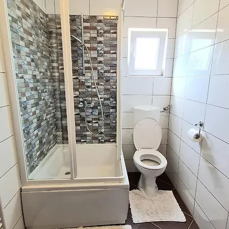 Toma Apartment *